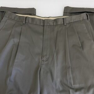 Roundtree & Yorke Men's‎ Olive Pleated Dress Pants 38 x 34 Cuffed Cotton Career